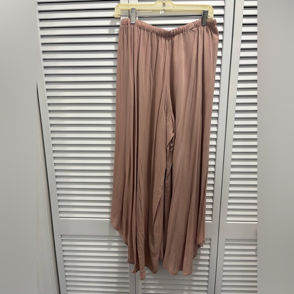 Bluivy Flowy Slit-Leg Pants - Picture 4 of 4